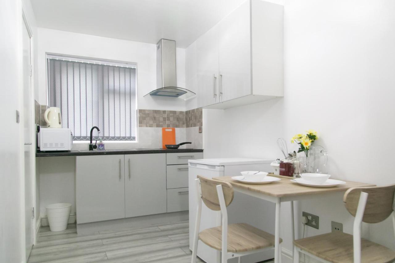 Cheetham Hills Apartments 曼彻斯特 外观 照片